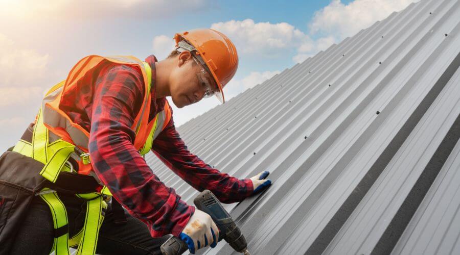 Professional Flat Roofing Installation in Chambersburg, IL